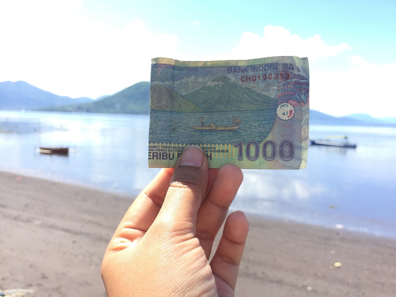 Uang Seribu Pantai Fitu Indonesia A-Z