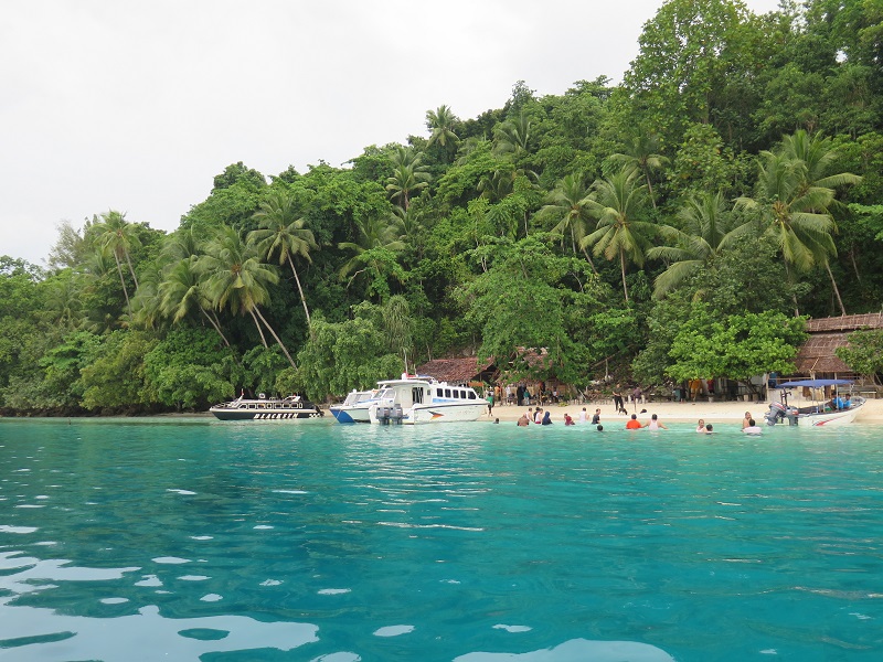 Pantai Friwen Indonesia A-Z