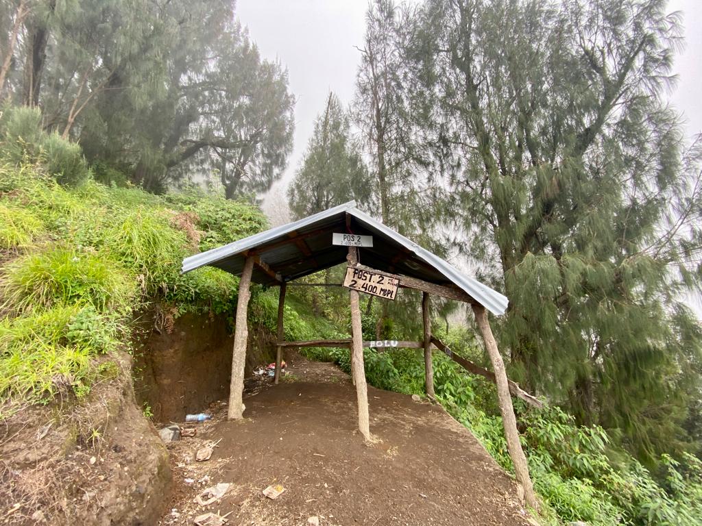 Pos 2 Gunung Agung Indonesia A-Z