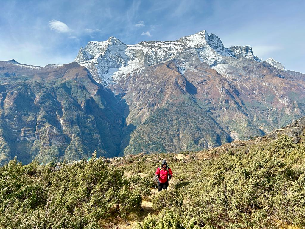 Jalur aklimatisasi ke Everest View Hotel Indonesia A-Z