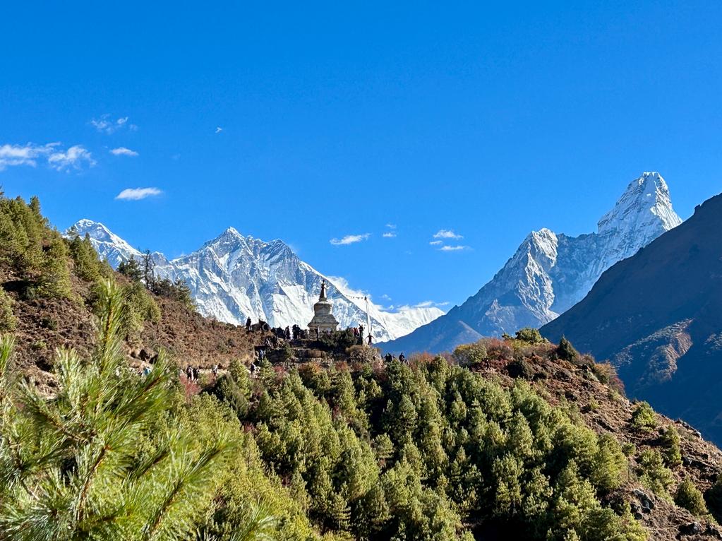 Puncak Everest Indonesia A-Z