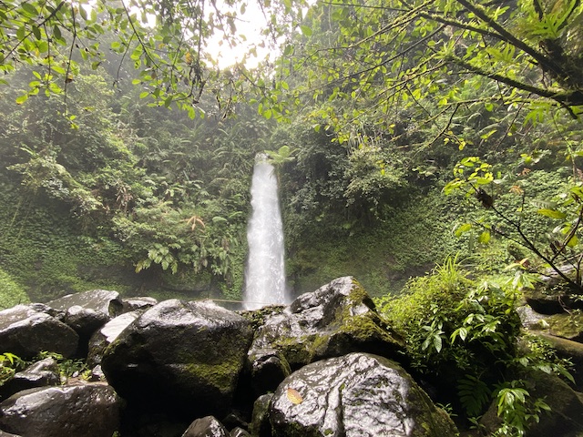 Curug Sawer Situ Gunung Indonesia A-Z