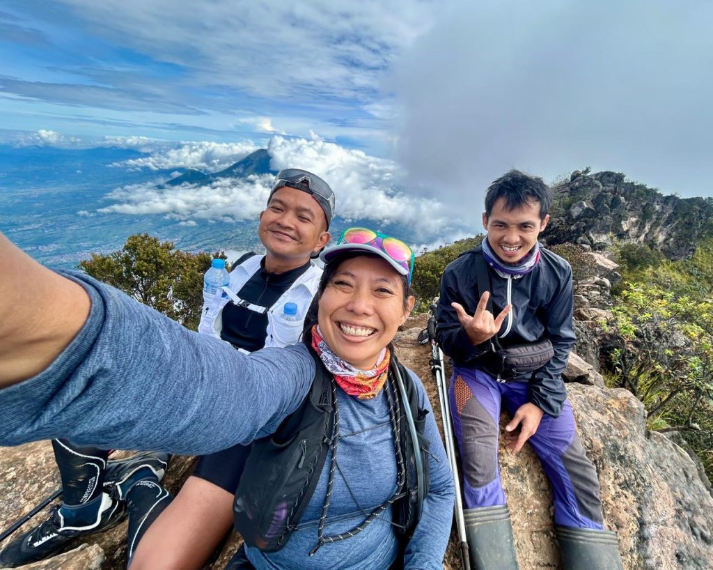 Tepi Puncak Kekawah Indonesia A-Z
