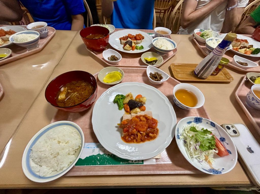 Makan malam di Yokoo Sanso Indonesia A-Z