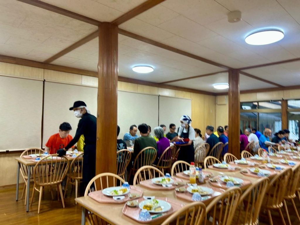 Ruang makan Yokoo Sanso Indonesia A-Z