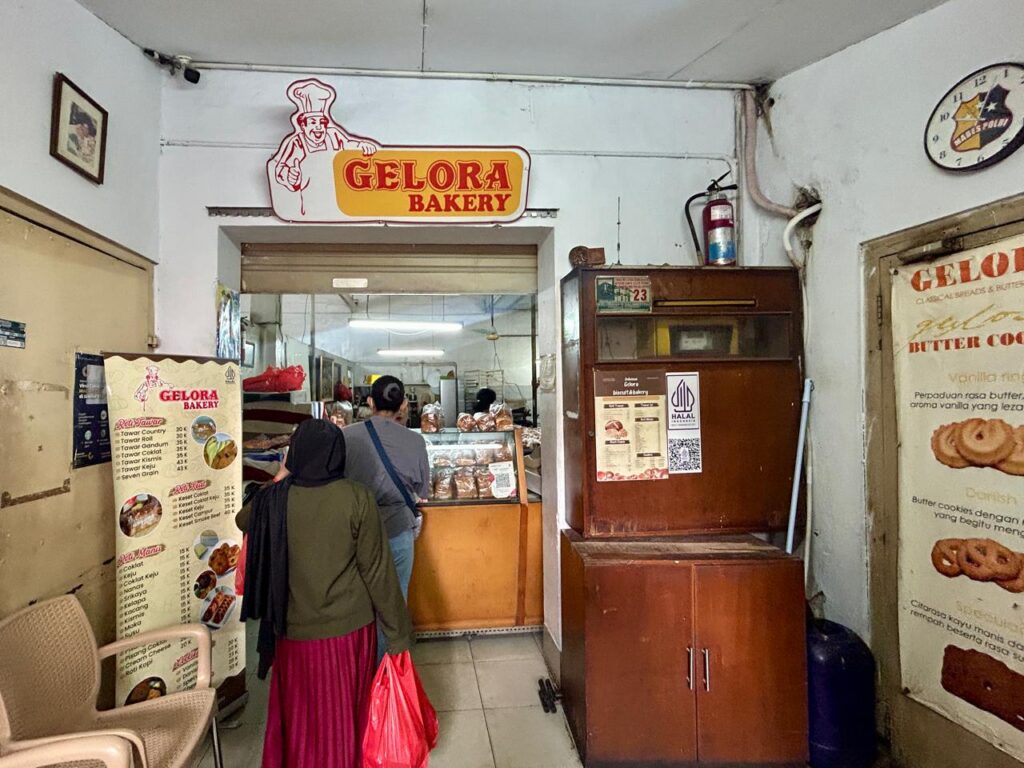 Gelora Bakery Jatinegara Indonesia A-Z