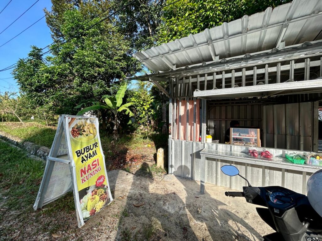 Nasi Kuning Tanjung Kelayang Indonesia A-Z