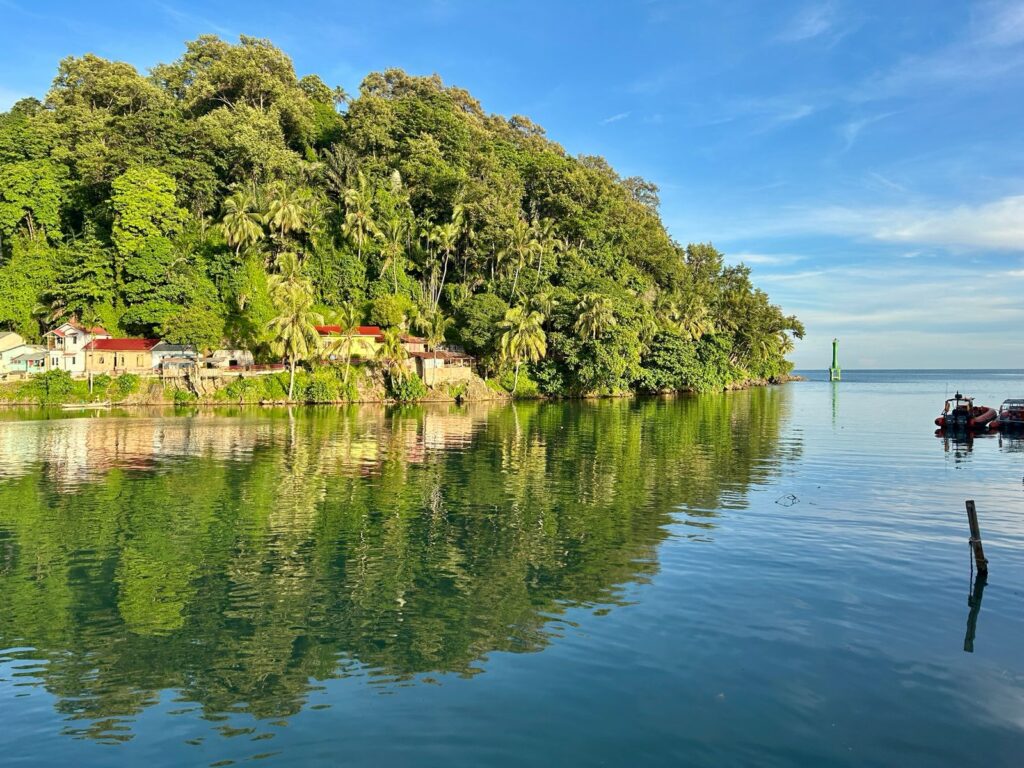 Pelabuhan Muaro Padang Indonesia A-Z
