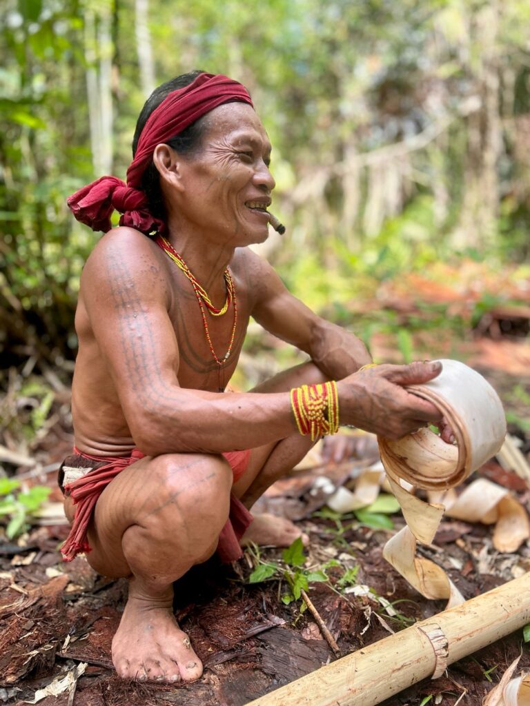 Sikerei Suku Mentawai - Aman Ibbuk Indonesia A-Z