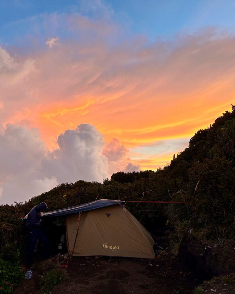 Sunset di Shelter 3 Kerinci Indonesia A-Z