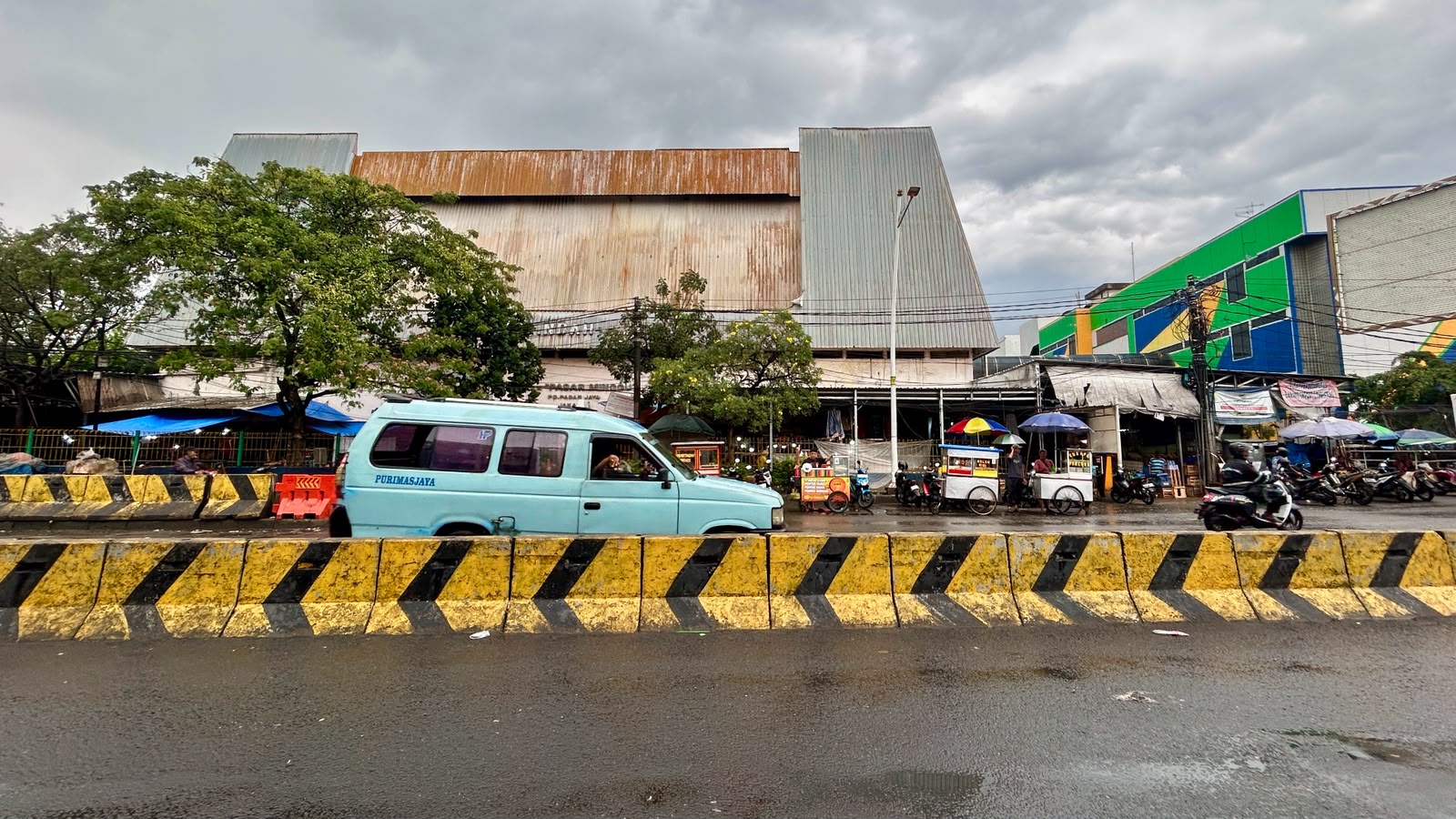 Walking Tour Pasar Minggu Indonesia A-Z